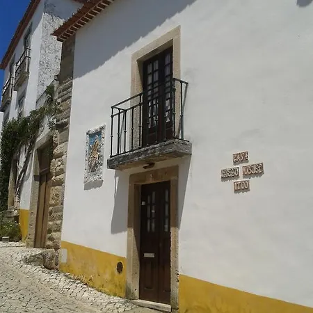 Casa Dos Frutos Divinos Óbidos
